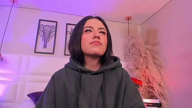 Rebeca jones online show from 15, 12, 2025