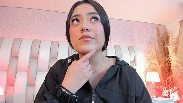 Rebeca jones online show from 7, 2, 2026