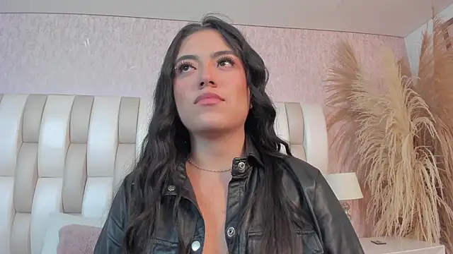 Snapshot of Rebeca_jones chatting on 10, 6, 2026 Rebeca jones online show from 10, 6, 2026
