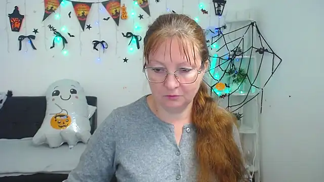 VanessaHotts online show from 18, 10, 2025