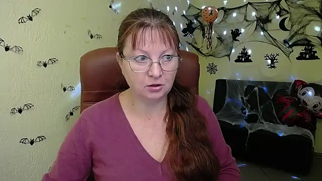 VanessaHotts online show from 29, 10, 2025