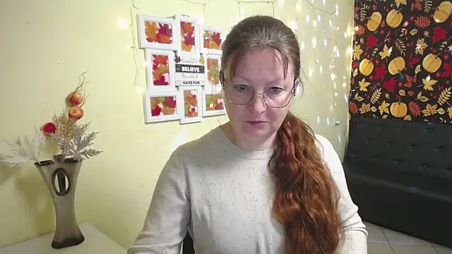 VanessaHotts online show from 19, 11, 2025