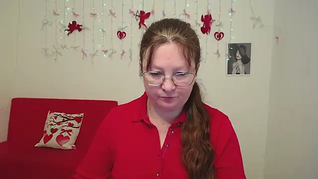 VanessaHotts online show from 16, 2, 2026