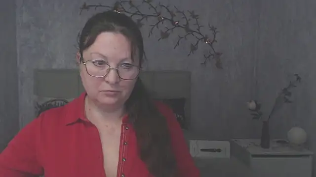 VanessaHotts online show from 20, 2, 2026