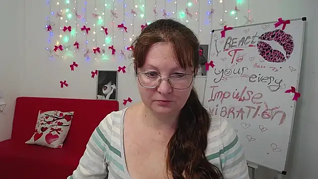 VanessaHotts online show from 21, 3, 2026