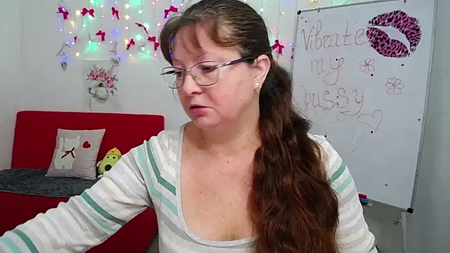VanessaHotts online show from 2, 5, 2026