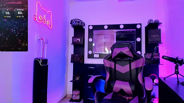 miss kitty online show from 21, 2, 2026