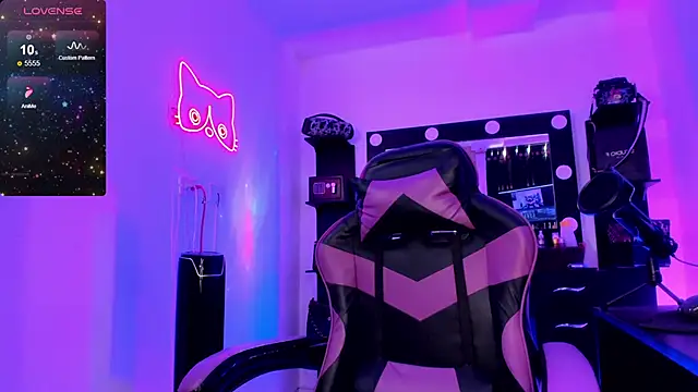 miss kitty online show from 3, 8, 2026