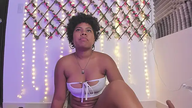 naughty ebonyy online show from 22, 4, 2026