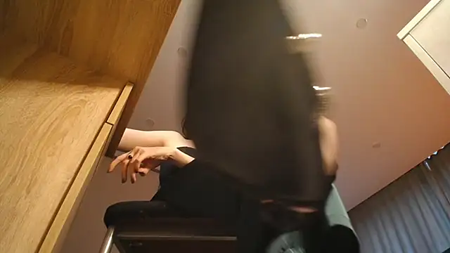 Snapshot of Shadow_Passion chatting on 9, 3, 2025 Shadow Passion online show from 9, 3, 2025