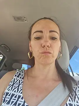 Snapshot of milflovelyxxx chatting on 1, 8, 2026 milflovelyxxx online show from 1, 8, 2026