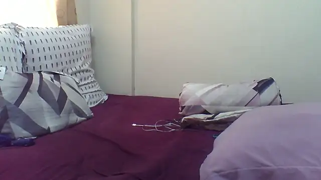 AddictiveAssCurves online show from 10, 9, 2025