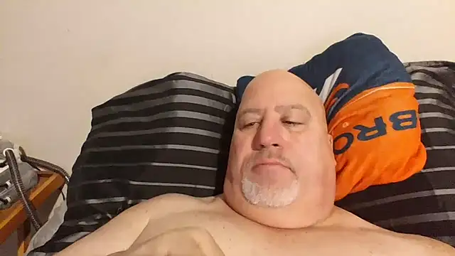 Bigbear0563 online show from 6, 2, 2025