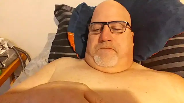 Bigbear0563 online show from 5, 3, 2025