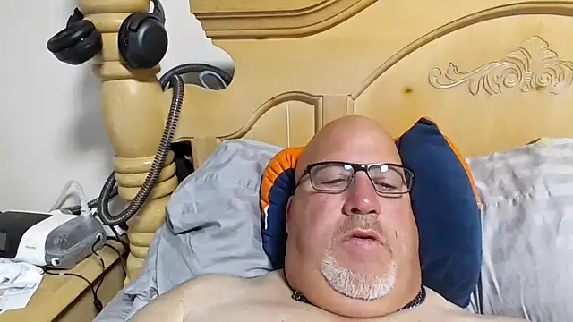 Bigbear0563 online show from 8, 7, 2026