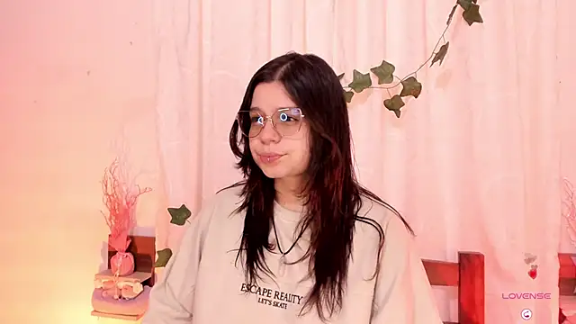 Mey moon online show from 15, 2, 2025