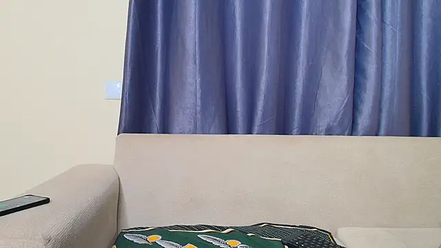 Snapshot of queen_heather chatting on 19, 7, 2026 queen heather online show from 19, 7, 2026
