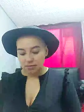Snapshot of TamySweetness chatting on 19, 12, 2024 TamySweetness online show from 19, 12, 2024