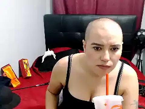 Snapshot of TamySweetness chatting on 23, 12, 2024 TamySweetness online show from 23, 12, 2024