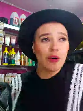 Snapshot of TamySweetness chatting on 16, 2, 2025 TamySweetness online show from 16, 2, 2025