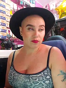 Snapshot of TamySweetness chatting on 9, 3, 2025 TamySweetness online show from 9, 3, 2025