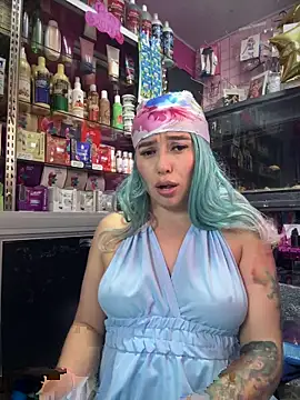 Snapshot of TamySweetness chatting on 8, 10, 2025 TamySweetness online show from 8, 10, 2025