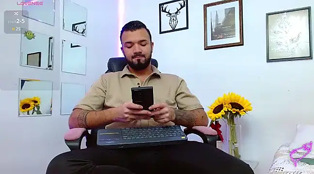 Snapshot of mathew_vidal1 chatting on 22, 2, 2025 mathew vidal1 online show from 22, 2, 2025