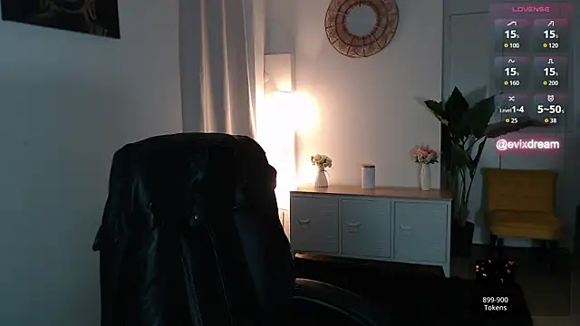 Crystal-dreamt online show from 1, 5, 2026