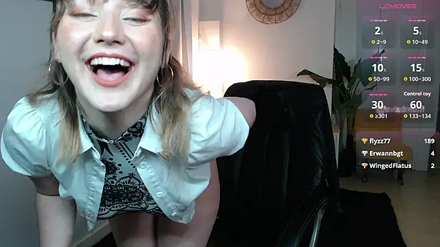 Crystal-dreamt online show from 30, 6, 2026