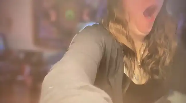 Snapshot of spunlikecottoncandy chatting on 17, 2, 2025 spunlikecottoncandy online show from 17, 2, 2025