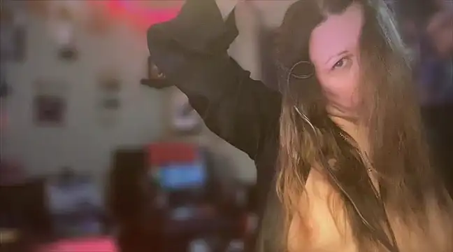 Snapshot of spunlikecottoncandy chatting on 18, 2, 2025 spunlikecottoncandy online show from 18, 2, 2025