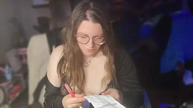 Snapshot of spunlikecottoncandy chatting on 16, 9, 2025 spunlikecottoncandy online show from 16, 9, 2025