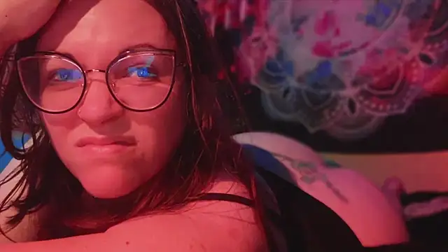 Snapshot of spunlikecottoncandy chatting on 7, 10, 2025 spunlikecottoncandy online show from 7, 10, 2025