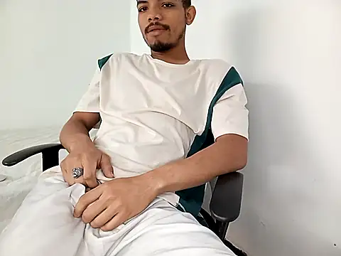 danidiazto2023 online show from 2, 3, 2025