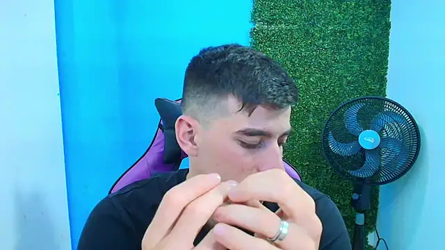 DEIBY BABY online show from 12, 2, 2025