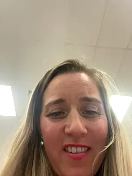 SkyelarSommer online show from 4, 12, 2024