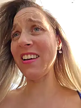 SkyelarSommer online show from 5, 12, 2024