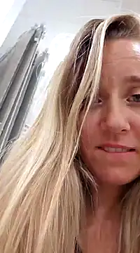 SkyelarSommer online show from 14, 12, 2024