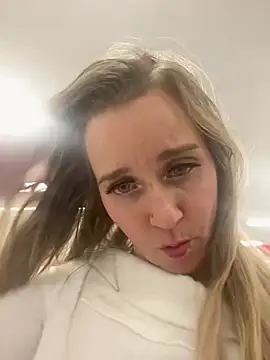 SkyelarSommer online show from 23, 1, 2025