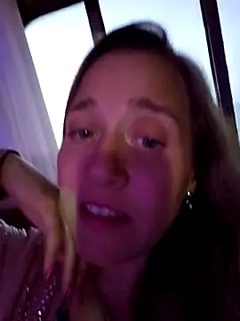 SkyelarSommer online show from 7, 3, 2025