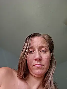 SkyelarSommer online show from 17, 10, 2025