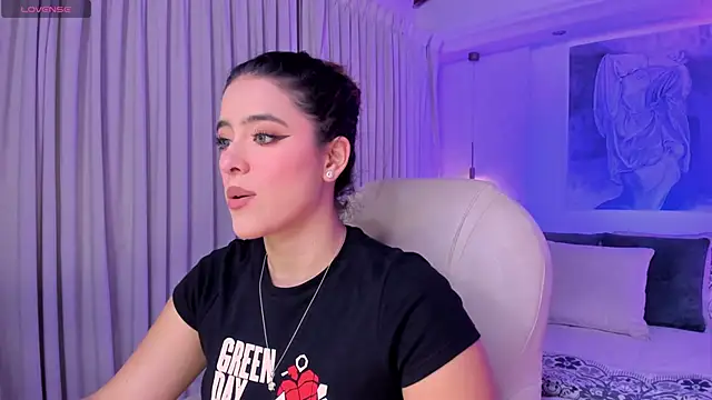 nathalie rivers online show from 7, 2, 2026