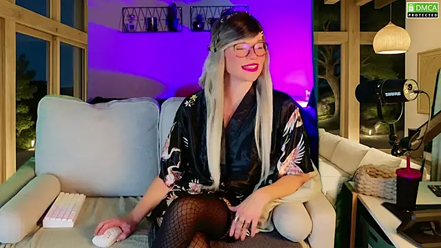 Kittychatte online show from 9, 10, 2025