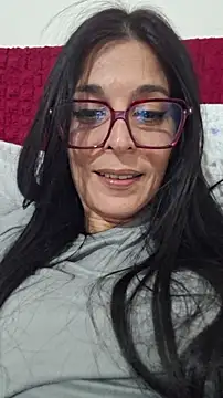 Snapshot of patatinahot87 chatting on 3, 3, 2026 patatinahot87 online show from 3, 3, 2026