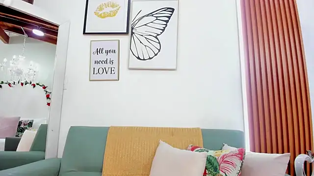 Madiison Cooper online show from 22, 9, 2025