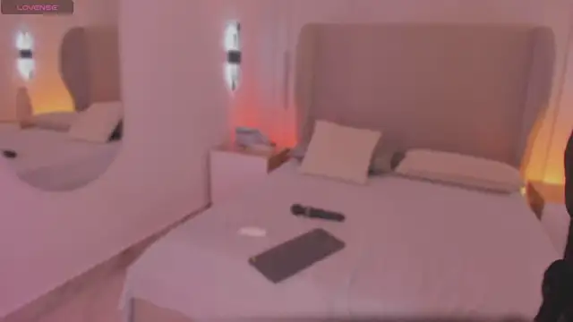 luisah  online show from 5, 11, 2025