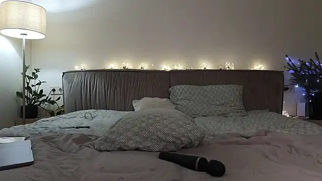 Snapshot of PassionAnn chatting on 10, 1, 2025 PassionAnn online show from 10, 1, 2025