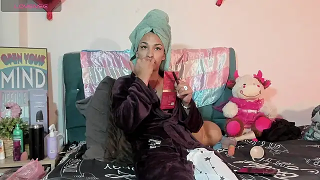 StefanyMiler online show from 30, 7, 2026