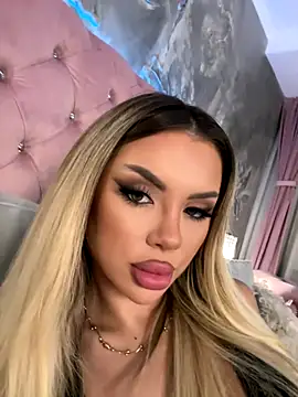 IvyRubens online show from 10, 10, 2025