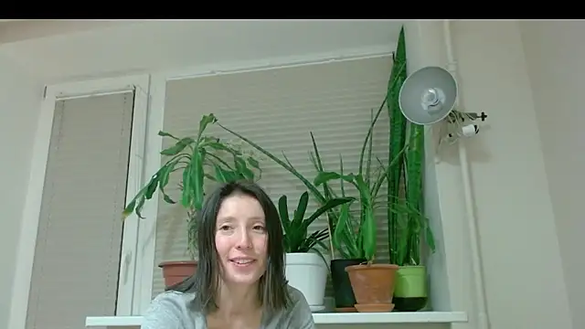 Sophi Cute online show from 15, 2, 2025